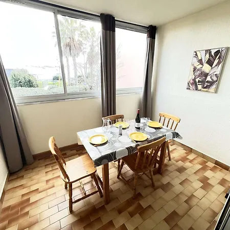 Avec Parking Et Piscine, Pres - Fr-1-702-76 Apartmán *